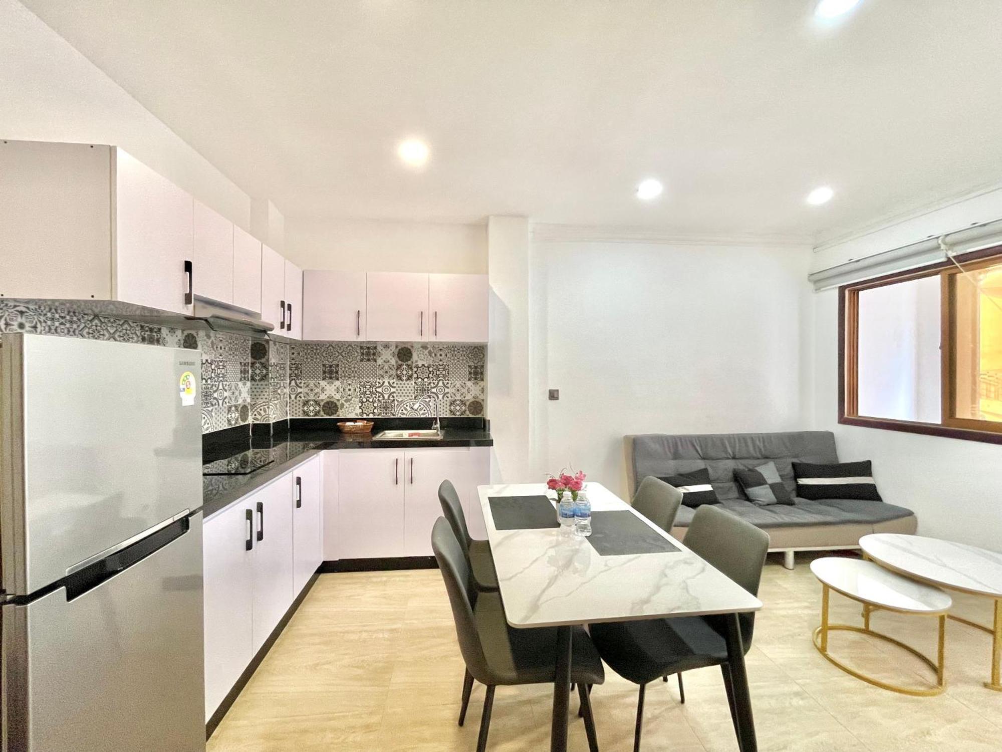Sky Hotel Central Phnom Penh - Rooms & Apartments ภายนอก รูปภาพ