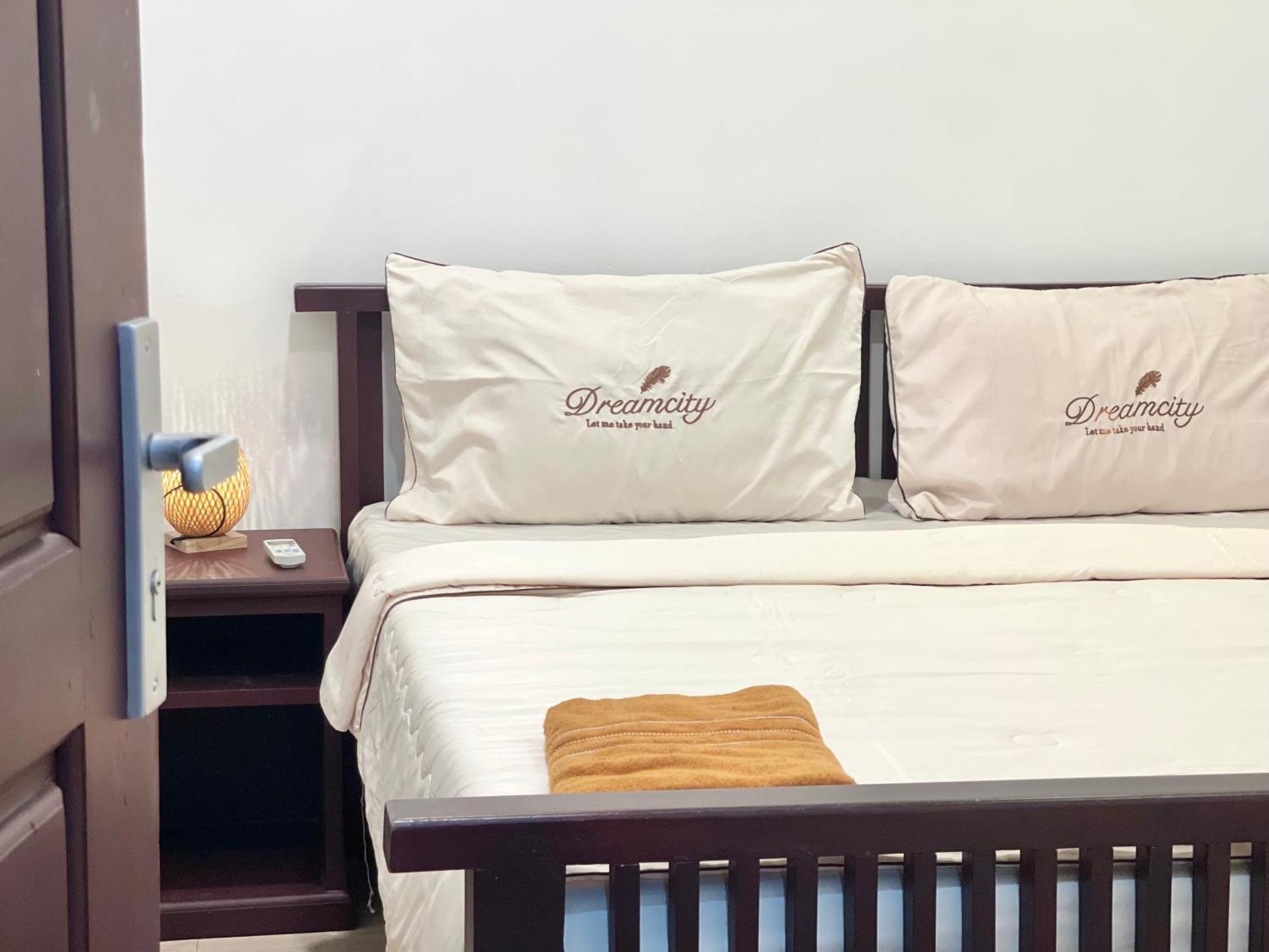 Sky Hotel Central Phnom Penh - Rooms & Apartments ภายนอก รูปภาพ