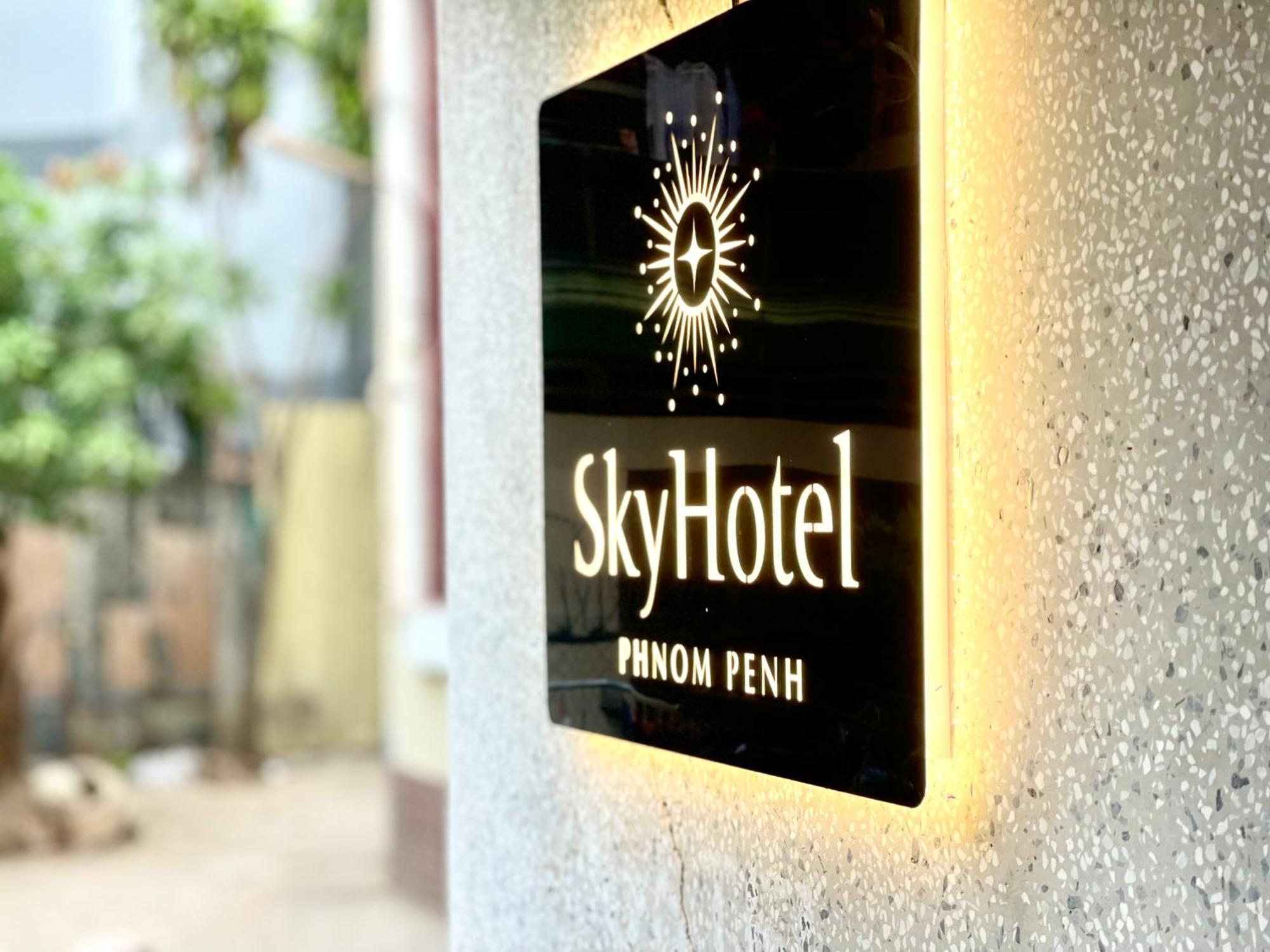Sky Hotel Central Phnom Penh - Rooms & Apartments ภายนอก รูปภาพ